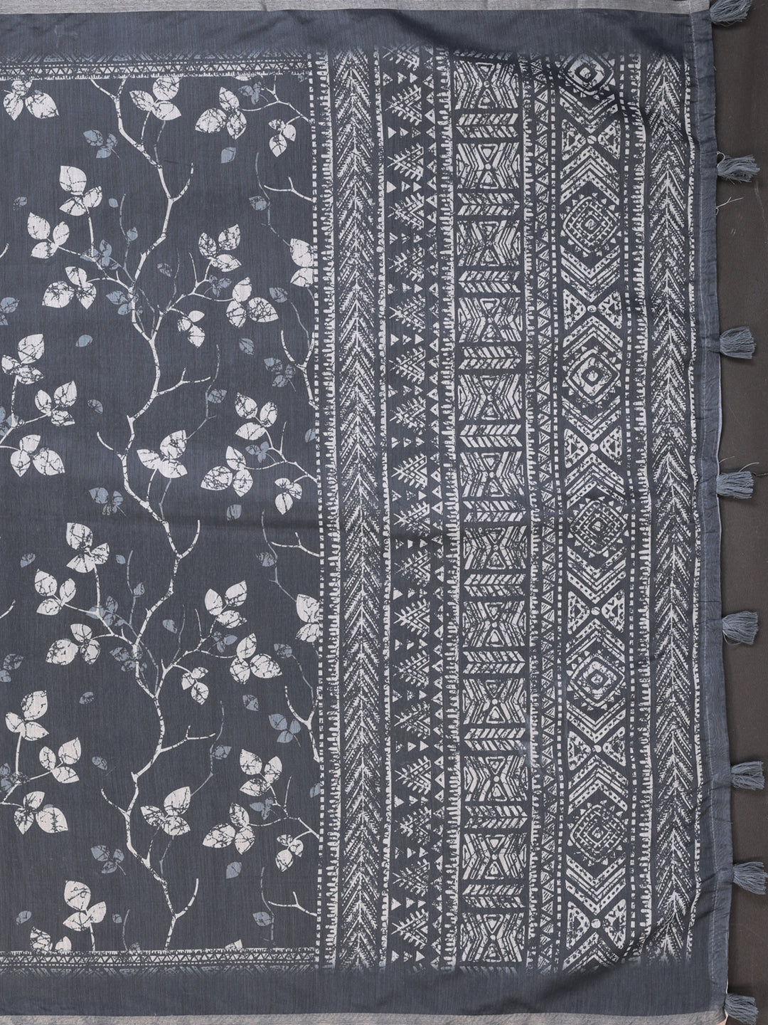 GREY FLOWER BLOCK PRINT CHANDERI COTTAN SAREE